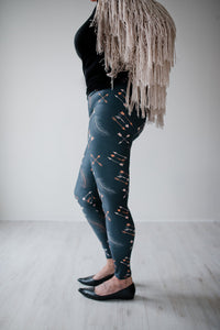 Arrows And Feathers Leggings * OS only*